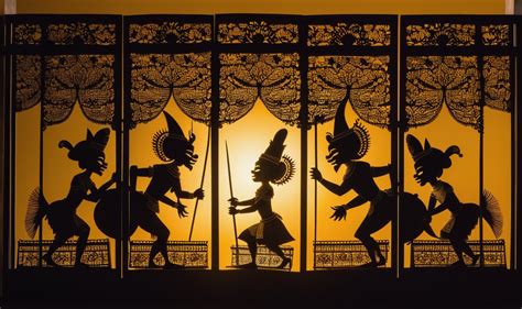 “The Cosmic Dance” – An Intricate Exploration of Shadow and Divine Light in Javanese Wayang Kulit